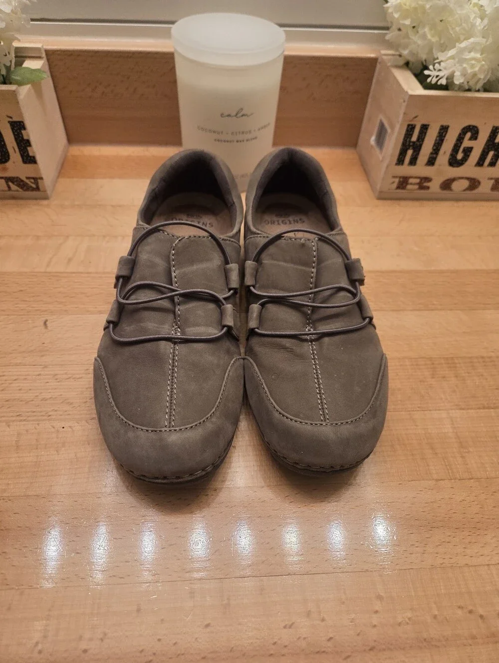 Earth Origins Paisley Slip-on Comfort Shoes Olive Taupe Nubuck Women's Size 8